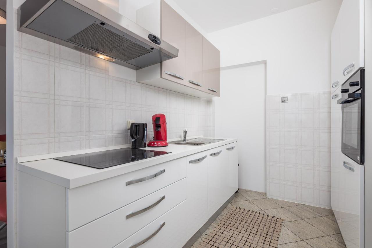 Apartment Kvarner View Кострена Экстерьер фото